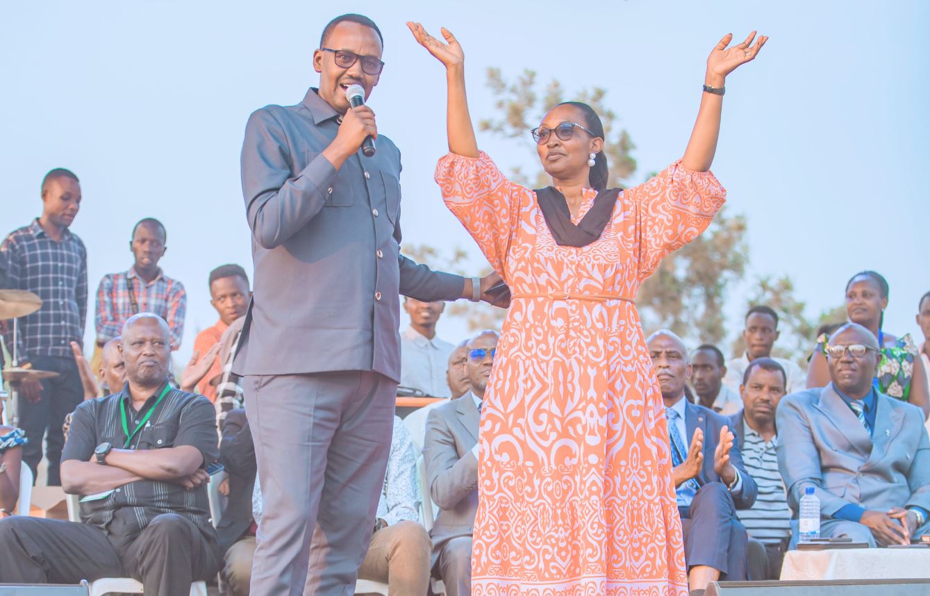 Rev Baho Isaie n'umufasha we Pastor Francine Uwimana