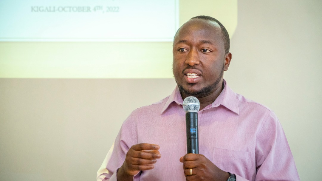 Eric Mahoro wa Never Again Rwanda