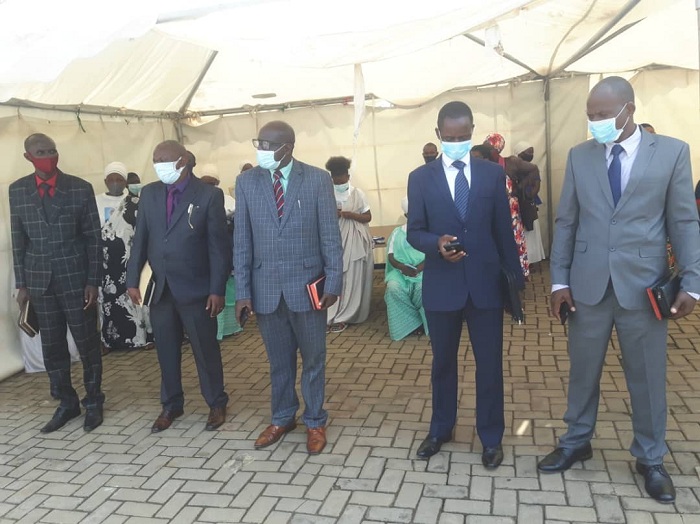 Bamwe mu bashumba bamuherekeje