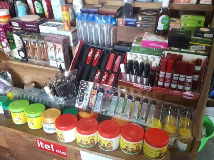 Ibicuruzwa byo kwisiga ku mubiri birimo ibisigwa ku munwa bigiye kongera kubona abaguzi