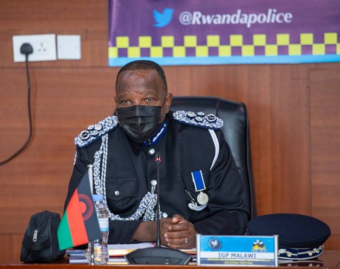Umuyobozi mukuru wa Polisi ya Malawi IGP Dr. George Hadrian