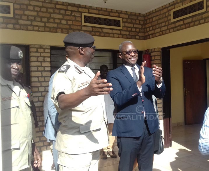 Minisitiri Mamadou Ismael Konate yashimye imikorere ya gereza ya Mpanga