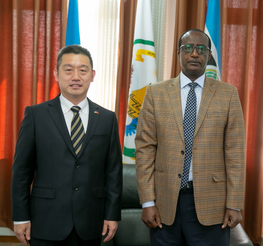 Prof Nshuti Manasseh yakiriye H.E Wang Xuekun, Ambasaderi mushya w'u Bushinwa mu Rwanda