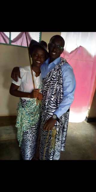 Manzi na Uwimbabazi basigaye bahurira mu birori babisusurutsa