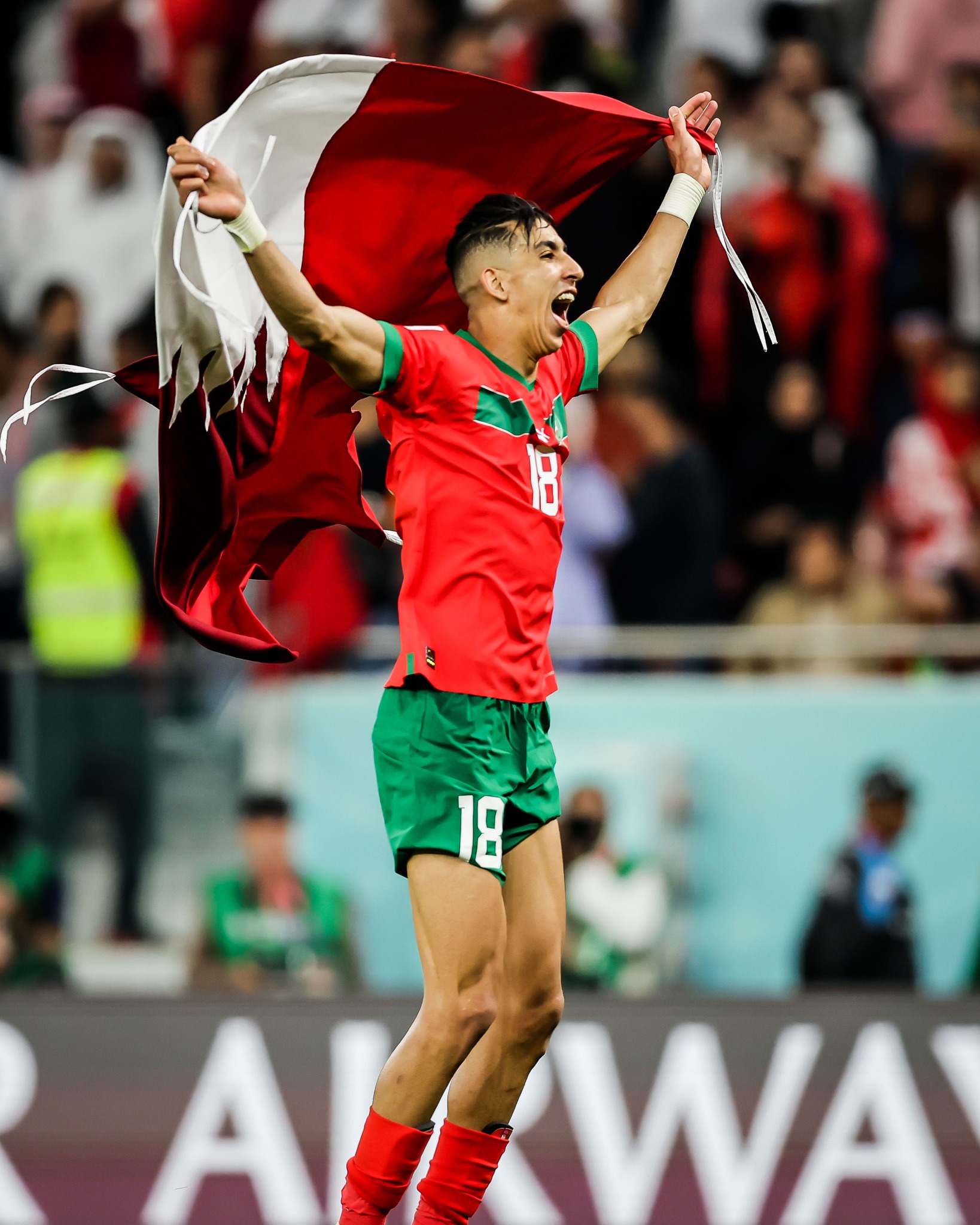 Myugariro Jawad El Yamiq yishimana ibendera rya Maroc