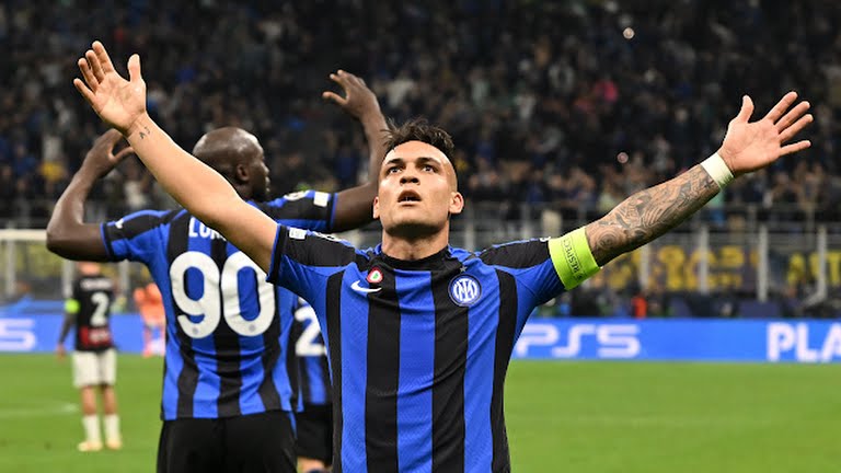 Lautaro Martinez yishimira igitego yatsinze