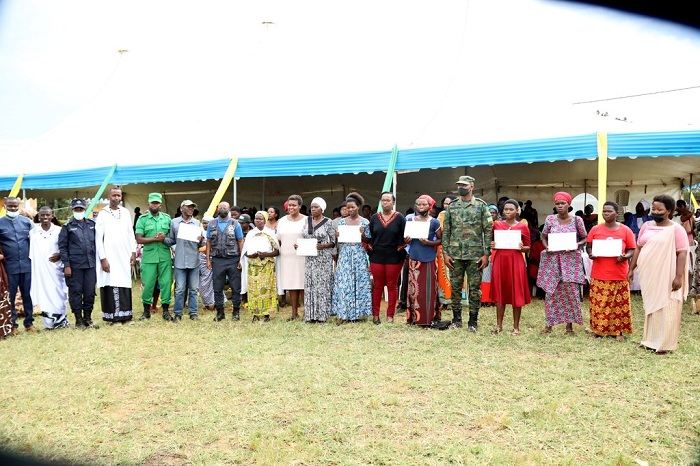Abayobozi n'abarinzi b'igihango mu murenge wa Masaka