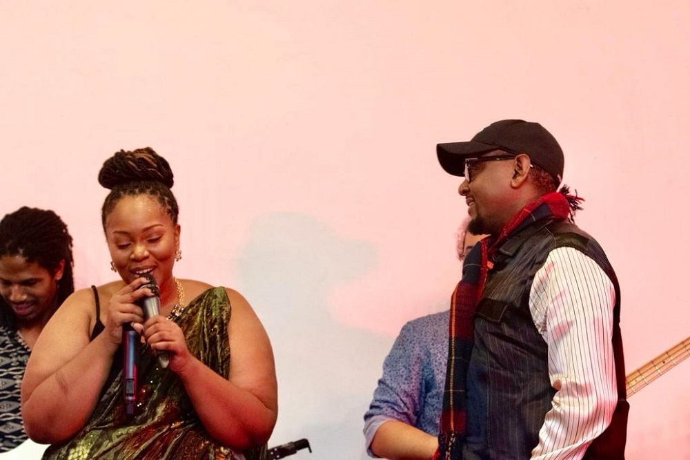 Ikirezi Annaïs Déborah na Se Massamba Intore mu gitaramo