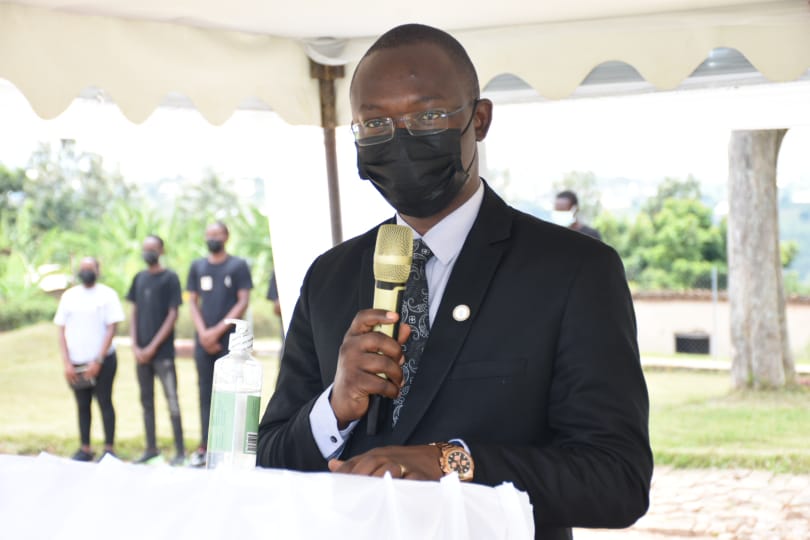 Meya Habarurema avuga ko hari ibyakozwe ngo ubuzima bw'Abanyarwanda bwongere kuba bwiza