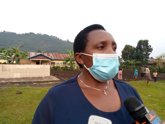 Mayor Uwanyirigira Marie Chantal ahamagarira abaturage gutanga amakuru mu gukumira icyaha kitaraba