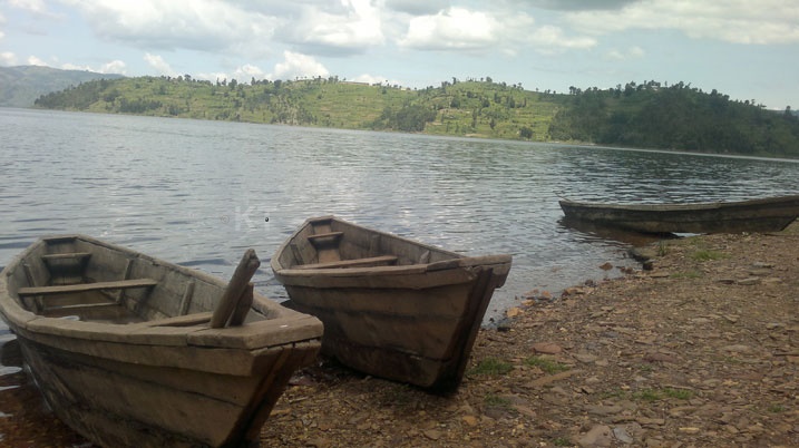 Mbere bakoreshaga ubwato bw'ingashya.