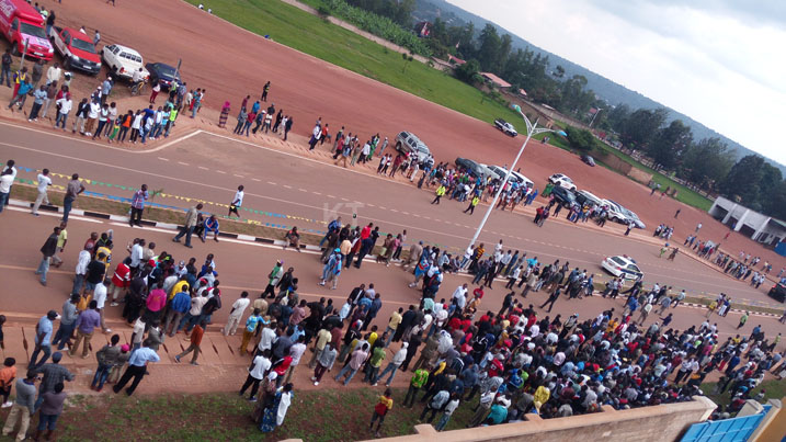 Mbere gato y'uko imvura igwa