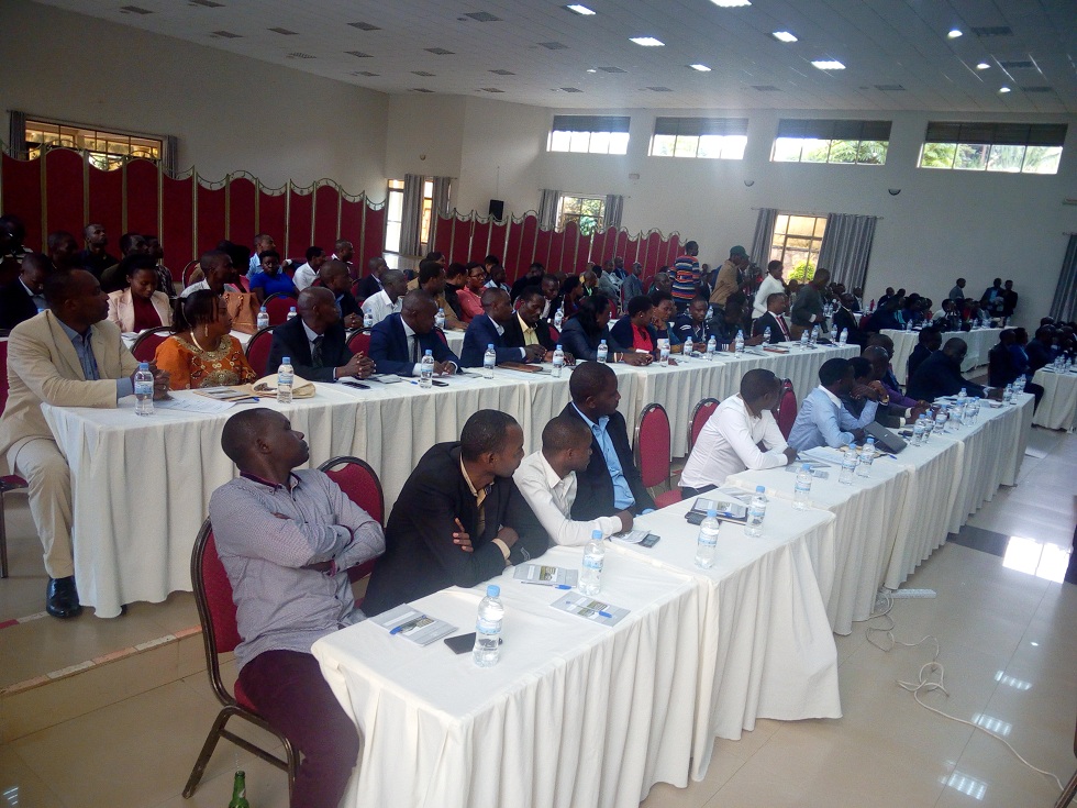 Mbere yo kurahira babanje kuganirizwa ku mirimo mishya bagiye gutangira gukora