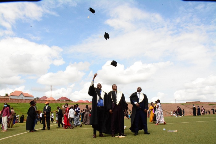 Bishimira impamyabumenyi