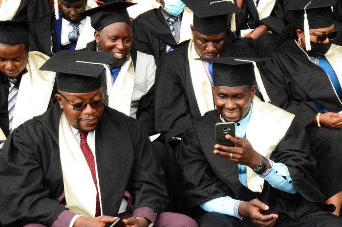 Bategereje guhabwa impamyabumenyi