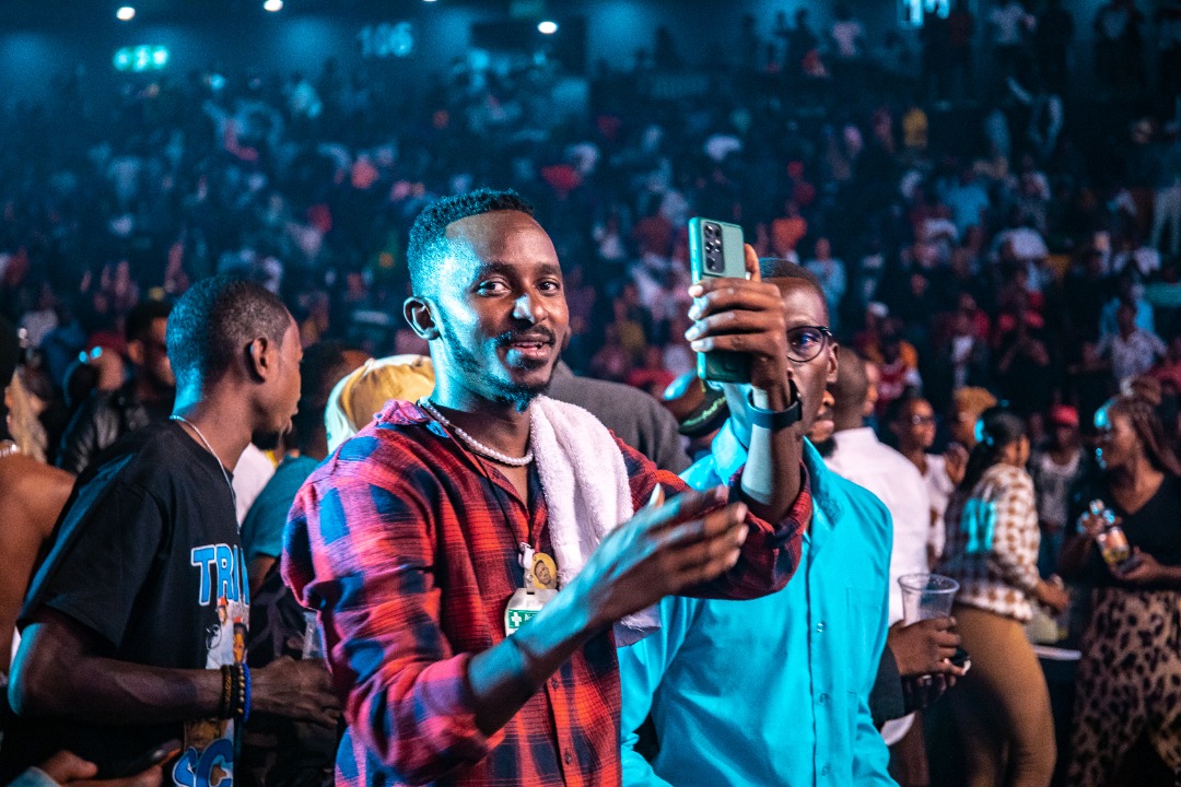 Umunyamakuru w'imyidagaduro Yago ni umwe mu bitabiriye iki gitaramo