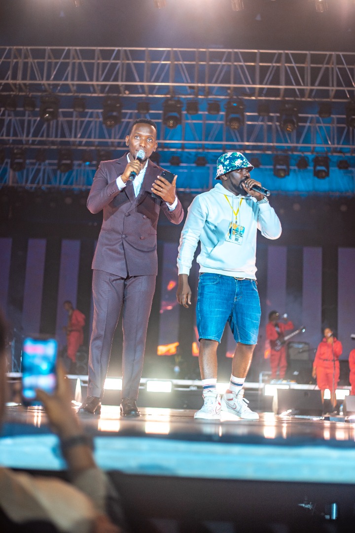 MC Nkusi Arthur na MC Tino ni bo bayoboye iki gitaramo