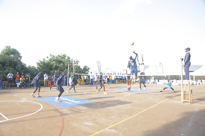 Amashuri yisumbuye na yo arahatana muri iri rushanwa