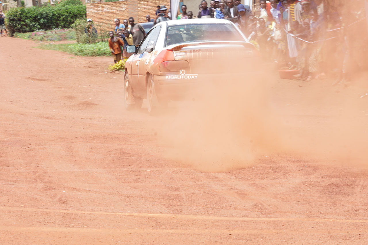Baremera zikabatera ivumbi ariko bakazireba