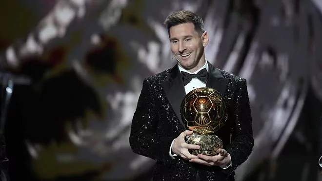 Lionel Messi ni we umaze kwegukana ibihembo bya Ballon d