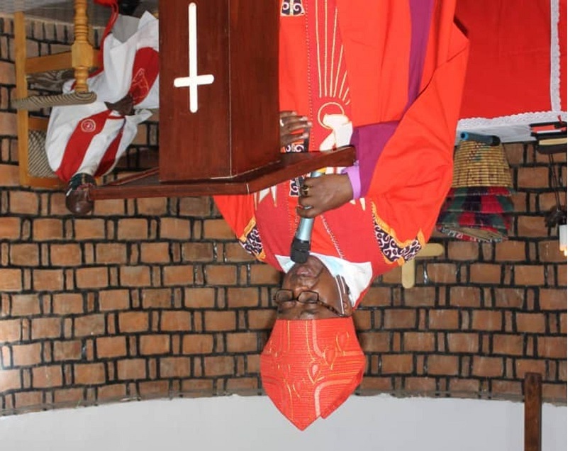 Musenyeri Dr Bagonza ubwo yasabiraga igihano abo bajura