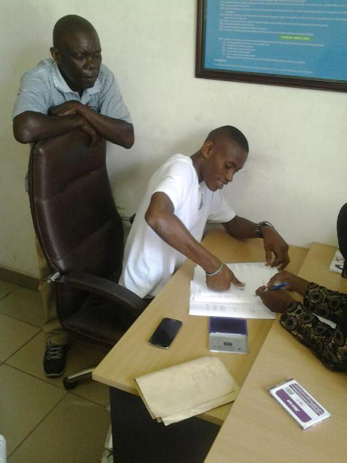 Migy wamaze gusinyira Azam ntazaba akinira APR Fc muri iyi CECAFA