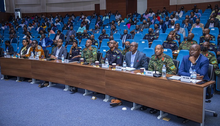 MINALOC yasabye inzego z'umutekano n'izindi zibifitiye ubushobozi kubafasha kurandura ibibazo bikigaragara bibangamiye abaturage