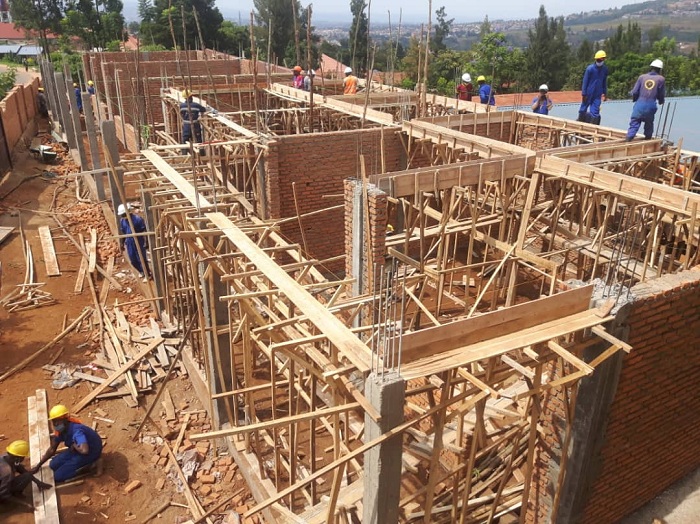 Amwe mu mashuri arimo kubakwa mu Karere ka Nyarugenge