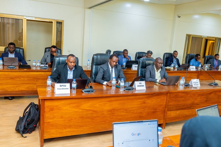 Batanze ibisobanuro ku bibazo byagaragajwe n'Umugenzuzi w'Imari ya Leta