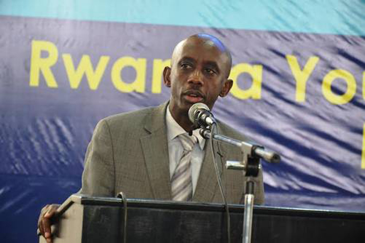 Minisitiri w'ubutegetsi bw'igihugu Kaboneka Francis