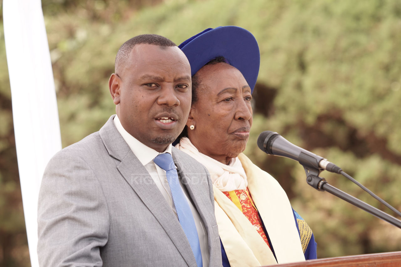 Minisitiri Issac Munyakazi yavuze ko ubumenyi bahawe buzongera ireme ry'uburezi ku bana