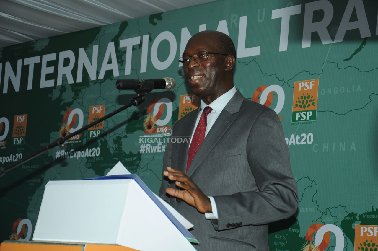 Minisitiri Murekezi yavuze ko hakenewe kongerwa ubwiza bw'ibikorerwa mu Rwanda.