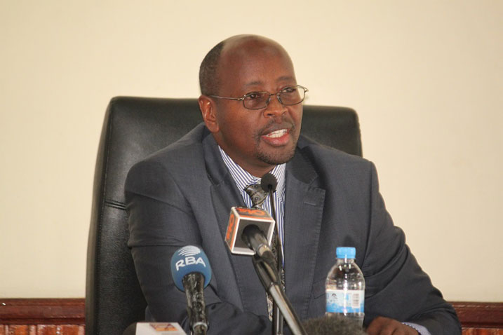 Minisitiri Musoni avuga ko umwaka w'ingengo w'imari utaha bateganya ko abaturage 40% bazaba bafite amashanyarazi.