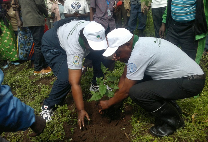 Minisitiri Binagwaho n