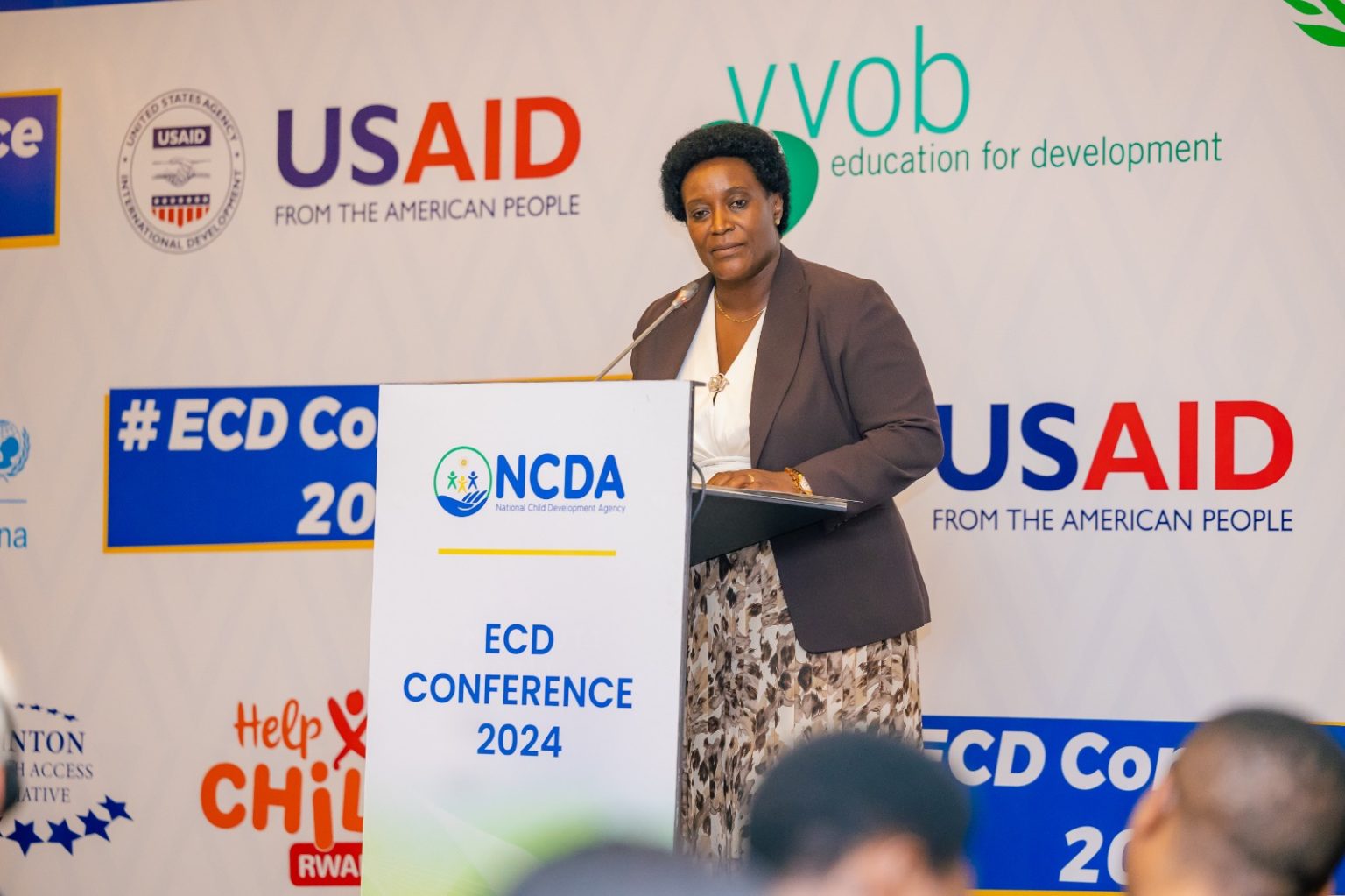 Minisitiri Consolee Uwimana arahamagarira Abanyarwanda kwita ku kubungabunga ubuzima bw