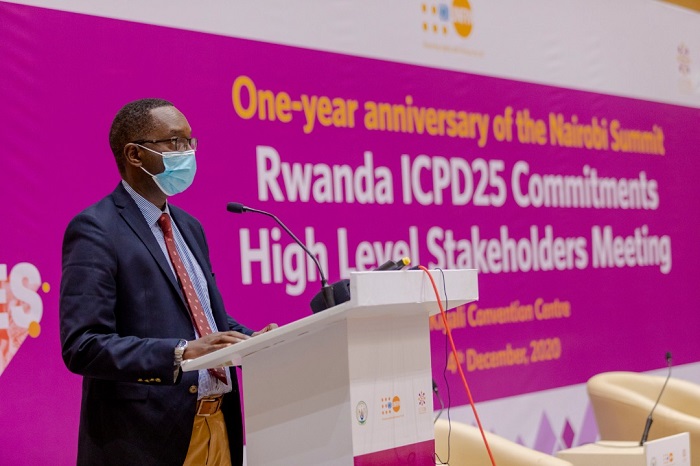 MINISANTE yaganiriye n'abafatanyabikorwa batandukanye kuri gahunda y'ubuzima bw'inyororokere harimo no kuboneza urubyaro