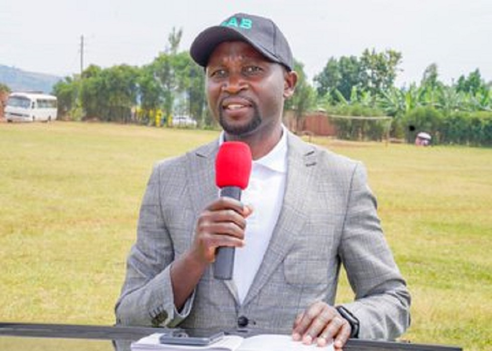 Minisitiri Musafiri yasabye abaturage gufata ubuhinzi nk