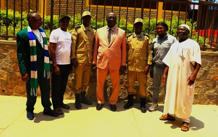 Minisitiri Tamba ubwo yasuraga Igororero rya Nyanza