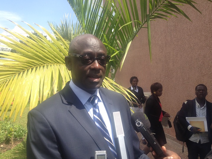 Minisitiri Busingye avuga ko bitemewe gufunga umuntu igihe kirenze ukwezi kumwe ataragezwa imbere y'ubutabera.