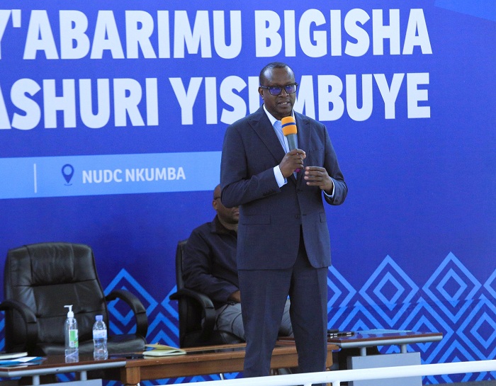 Minisitiri wa MINUBUMWE, Dr. Bizimana Jean Damascène