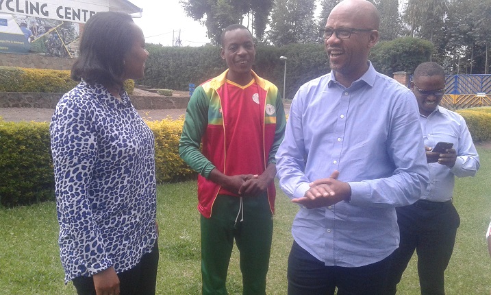 MINISPOC na FERWACY biyemeje kurushaho gufatanya guteza imbere umukino w'amagare