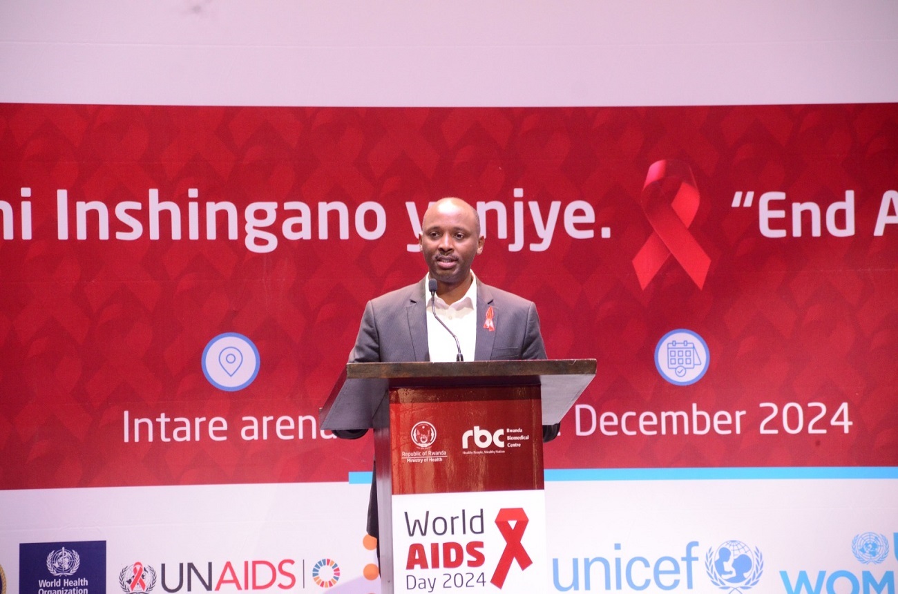 Minisitiri Nsanzimana asaba abantu gukomeza gushyira hamwe hagamijwe kurandura SIDA