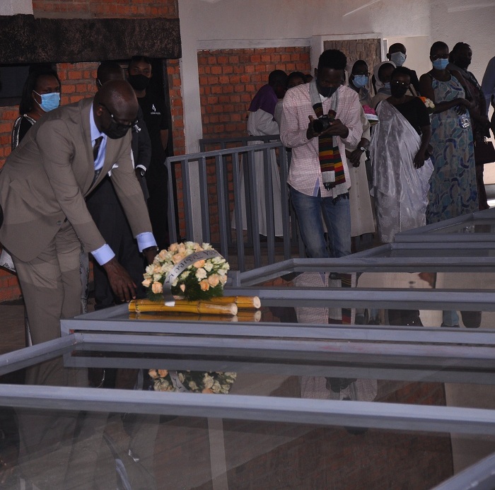 Minisitiri Busingye yitabiriye igikorwa cyo kwibuka cyabereye ku Mubuga