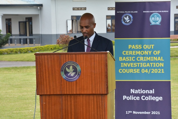 Minisitiri Ugirashebuja yasabye abahuguwe kwirinda ibyabasitaza byatuma batuzuza inshingano zabo