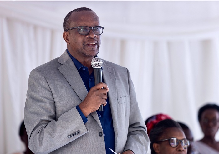 Minisitiri Bizimana ashimira Intwaza uburyo zikomeje gutwaza mu buzima