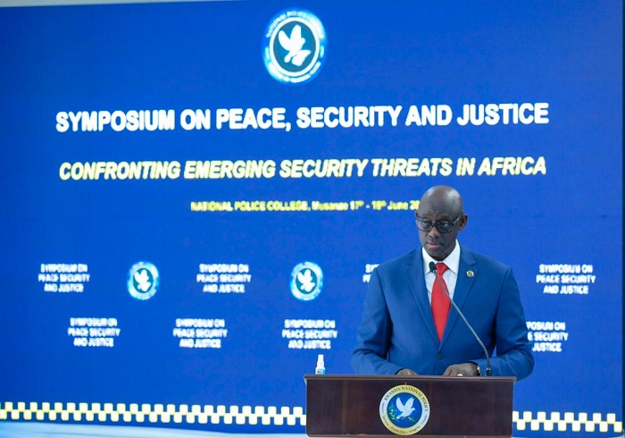 Minisitiri w'Ubutabera, Johnson Busingye