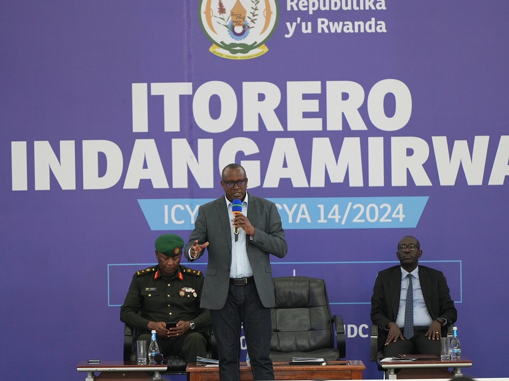 Minisitiri w'Ubumwe bw'Abanyarwanda n'Inshingano Mboneragihugu, Dr Jean Damascène Bizimana 
