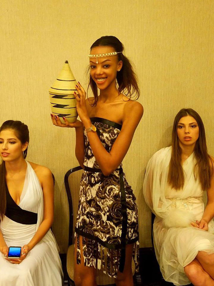 Miss Joli Mutesi ubwo yitabiraga Miss World 2016