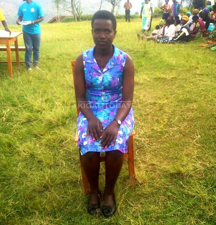 Miss Rukaragata yifuza guhura na Miss Rwanda kugira ngo bungurane inama 