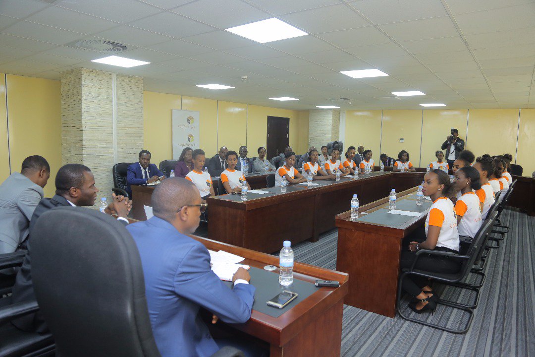 Abahatanira ikamba rya Miss Rwanda 2018 baganira n